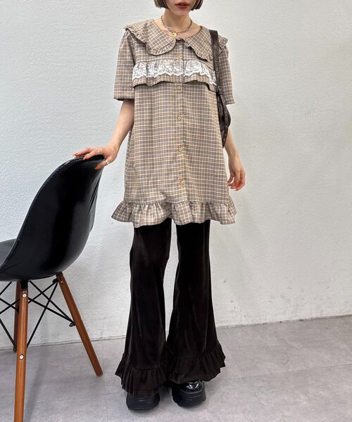 w closet（ダブルクローゼット）の「【25AW/低身長・高身長サイズ/４色展開】裾フリルベロアパンツ（その他パンツ・レディース・ブラック/ブラウン/ベージュ/オレンジ・SMALL/MEDIUM）」の19枚目の写真