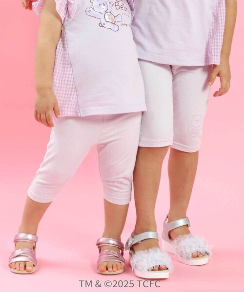 SLAP SLIP（スラップスリップ）の「【ケアベア×SLAP SLIP】裾モチーフおしりフリル5分丈レギンス(80~130cm)（レギンス/スパッツ・キッズ・パープル/ピンク・90cm/120cm/110cm/100cm/80ｃｍ/130cm）」の7枚目の写真