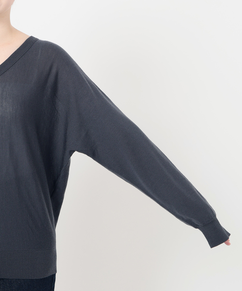 ウォッシャブルドルマンVネックプルオーバー（ニット/セーター