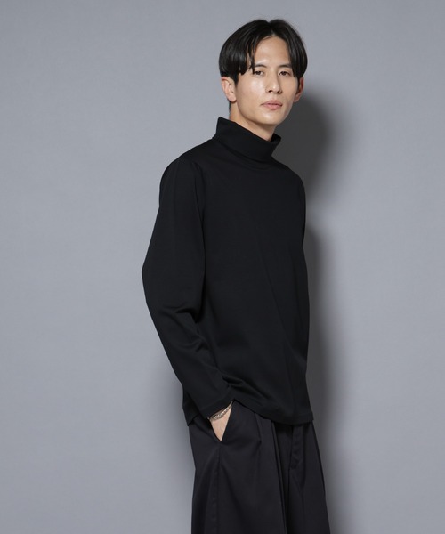 NANO universe（ナノユニバース）の「ジャケT(R) プレミアム タートルネック 長袖（Tシャツ/カットソー・メンズ・ブラック/ブルーグレー/ホワイト・S/M/L）」の2枚目の写真