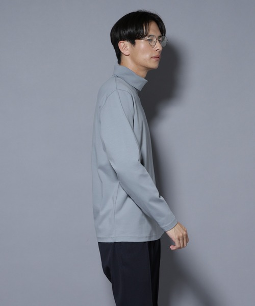 NANO universe（ナノユニバース）の「ジャケT(R) プレミアム タートルネック 長袖（Tシャツ/カットソー・メンズ・ブラック/ブルーグレー/ホワイト・S/M/L）」の13枚目の写真