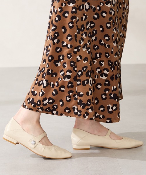 WA ORiental TRaffic(ダブルエーオリエンタルトラフィック)の「ギャザー デザイン メリージェーン パンプス /52316(パンプス・レディース・ベージュ/グリーン/ブラック・36/37/34/40/38/39/41/42/35)」の16枚目の写真