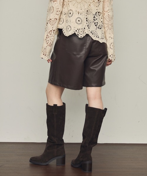 Trish（トリッシュ）の「フェイクレザーハーフパンツ（その他パンツ・レディース・ブラック/ブラウン・MEDIUM）」の12枚目の写真