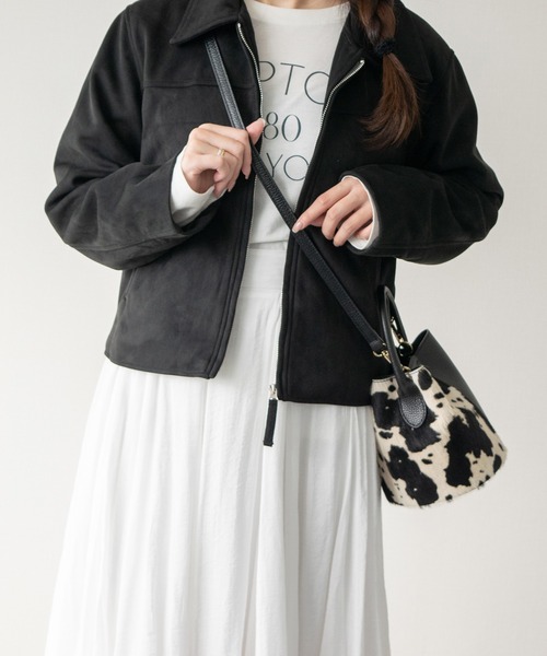 andrea cardone(アンドレアカルドネ)の「【ANDREA CARDONE】異素材コンビバケットバッグ(Q56526)(ハンドバッグ・レディース・ブラック系その他・ALL)」の7枚目の写真