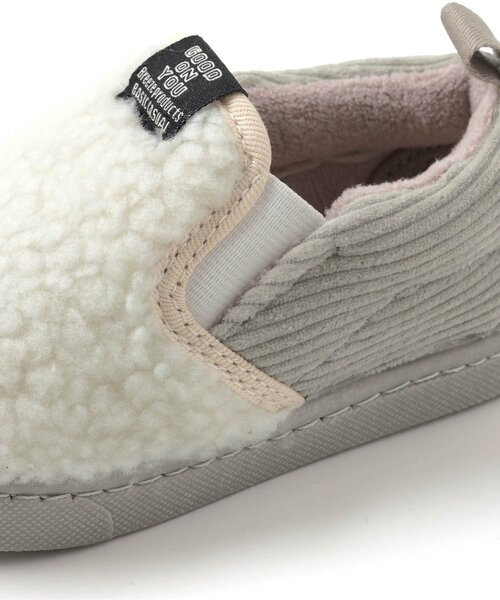 BREEZE（ブリーズ）の「ボアスリッポン（スニーカー・キッズ・ブラック/オフホワイト・17/16/15 /14/19/18）」の7枚目の写真