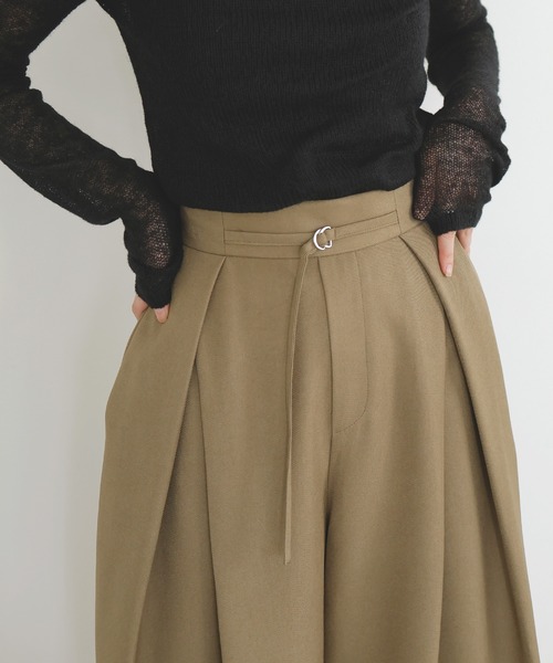 LIAN（リアン）の「ベルトデザインラップタックパンツ（スラックス・レディース・ブラック/ベージュ/チャコールグレー/ブラウン・FREE）」の9枚目の写真