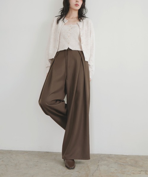 LIAN（リアン）の「ベルトデザインラップタックパンツ（スラックス・レディース・ブラック/ベージュ/チャコールグレー/ブラウン・FREE）」の16枚目の写真