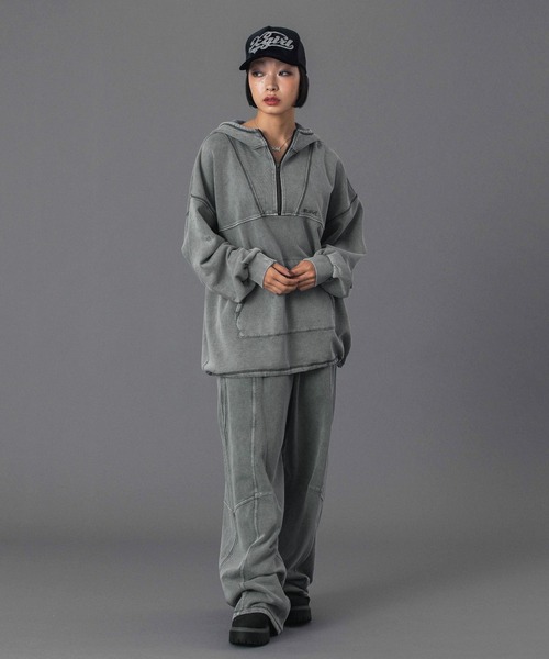 X-girl（エックスガール）の「BLEACHED ANORAK SWEAT TOP（パーカー・レディース・グレー/ライトブルー/ピンク・S/M）」の5枚目の写真