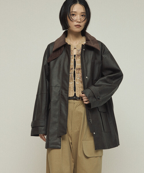 Firsthand（ファーストハンド）の「Firsthand/ファーストハンド オーバーサイズ クラッシュ レザレットジャケット / 衿 コーデュロイ / 2WAY スタンドカラー ブルゾン（ブルゾン・レディース・ブラック/ブラウン・MEDIUM/SMALL）」の2枚目の写真