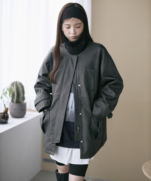 Firsthand（ファーストハンド）の「Firsthand/ファーストハンド オーバーサイズ クラッシュ レザレットジャケット / 衿 コーデュロイ / 2WAY スタンドカラー ブルゾン（ブルゾン・レディース・ブラック/ブラウン・MEDIUM/SMALL）」の8枚目の写真