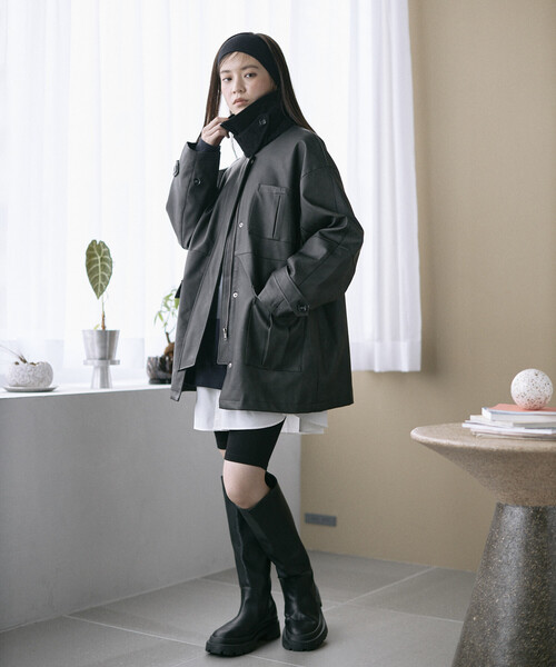 Firsthand（ファーストハンド）の「Firsthand/ファーストハンド オーバーサイズ クラッシュ レザレットジャケット / 衿 コーデュロイ / 2WAY スタンドカラー ブルゾン（ブルゾン・レディース・ブラック/ブラウン・MEDIUM/SMALL）」の18枚目の写真