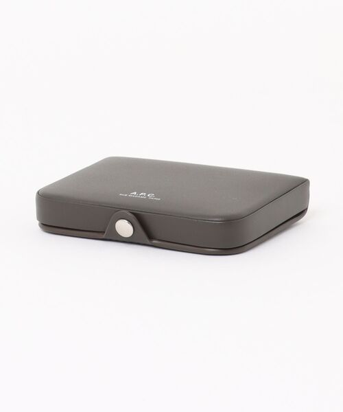 A.P.C.（アーペーセー）の「PORTE-MONNAIE JOSH（財布・メンズ・ブラック/グレー・ONESIZE）」の4枚目の写真