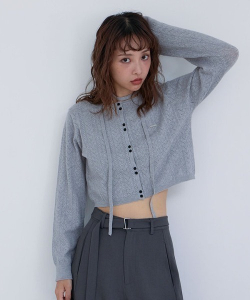 archives（アルシーヴ）の「チョーカー付ハリヌキニットカーディガン（カーディガン/ボレロ・レディース・グレー/チャコールグレー/グリーン/ワイン/アイボリー・MEDIUM）」の3枚目の写真