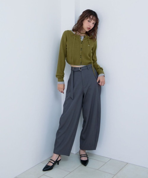 archives（アルシーヴ）の「チョーカー付ハリヌキニットカーディガン（カーディガン/ボレロ・レディース・グレー/チャコールグレー/グリーン/ワイン/アイボリー・MEDIUM）」の19枚目の写真