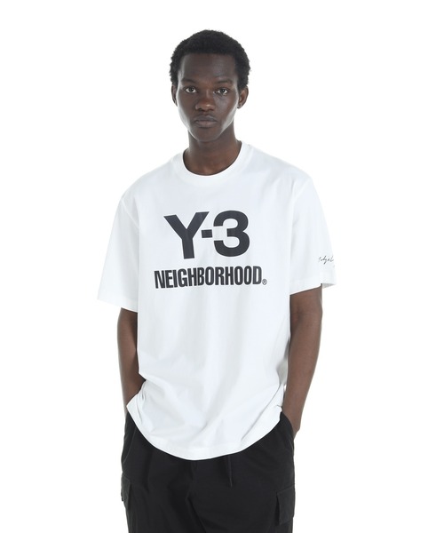 Y-3（ワイスリー）の「Y-3 NBHD LOGO TEE（Tシャツ/カットソー・メンズ・ホワイト・LARGE/MEDIUM/SMALL/X-SMALL/XX-SMALL/XX-LARGE/X-LARGE）」の7枚目の写真