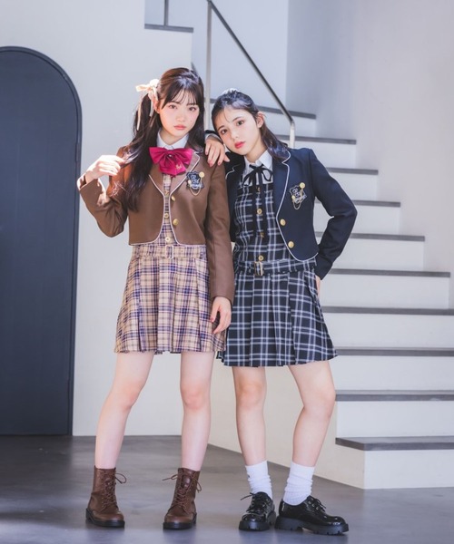 repipi armario（レピピ アルマリオ）の「【卒服2026】ローベルトジャンスカ（ジャンパースカート・キッズ・ブラック/ブラウン系/グレー系・LARGE/SMALL/MEDIUM）」の5枚目の写真