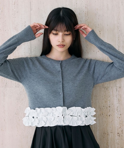 美品　トクコプルミエヴォル 　部分レース裾3段フリル　カーディガン 美品 トクコプルミエヴォル 部分レース裾3段フリル カーディガン
