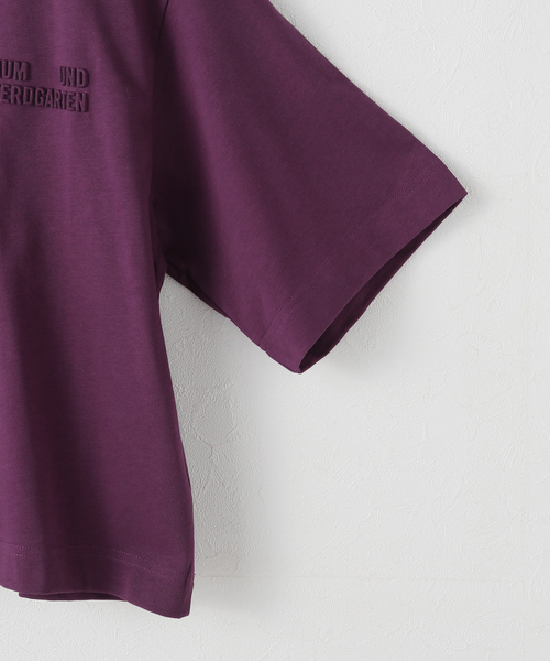 BAUM UND PFERDGARTEN（バウムウンドヘルガーデン）の「BAUM UND PFERDGARTEN/バウム ウンド ヘルガーデン logo tee JANINA24502（Tシャツ/カットソー・レディース・パープル・FREE）」の3枚目の写真