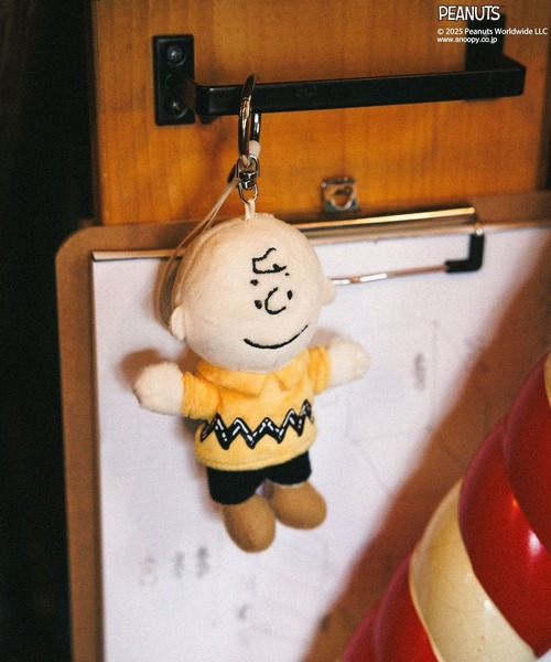 PEANUTS（ピーナッツ）の「【PEANUTS×BAYFLOW】ヌイグルミチャーム（クッション/クッションカバー・レディース・ホワイト/ブラウン・ONESIZE）」の15枚目の写真