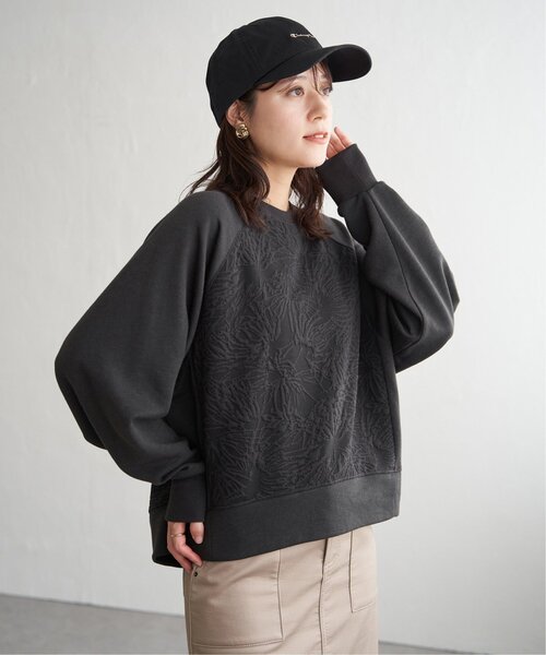 ikka(イッカ)の「アートジャガードラグランプルオーバー(Tシャツ/カットソー・レディース・ミント/オフホワイト/チャコール・M/L/S)」の2枚目の写真