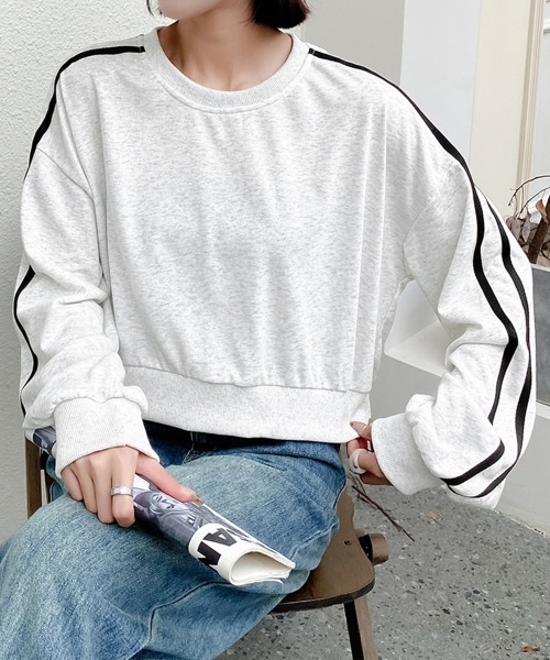 Miniministore(ミニミニストア)の「サイドライン スウェットシャツショート丈(スウェット・レディース・ブラック/ライトグレー/ダークグレー/ネイビー・FREE)」の6枚目の写真
