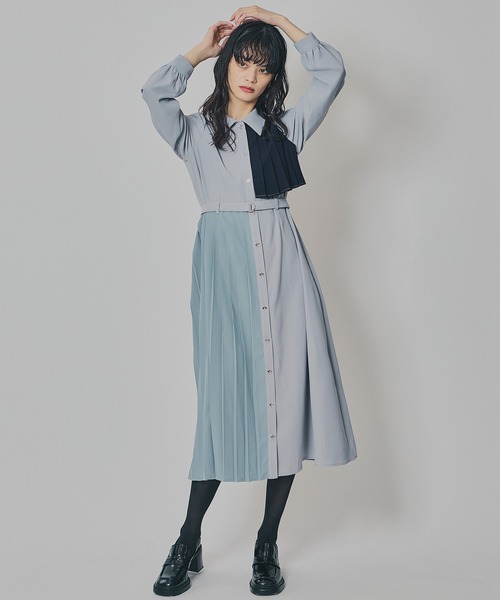 REDYAZEL(レディアゼル)の「カラーブロックパネルアシメプリーツワンピース(ワンピース・レディース・グレー/ネイビー/ブラウン・FREE)」の2枚目の写真