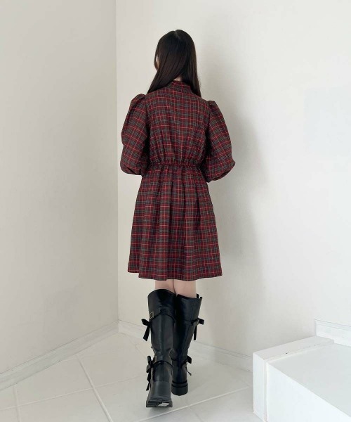 F i.n.t（フィント）の「ボリュームスリーブボウタイチェックワンピース（ワンピース・レディース・ブルー/レッド・FREE）」の10枚目の写真
