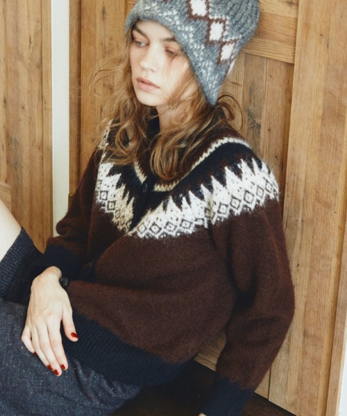 MERLOT（メルロー）の「ノルディッククルーネックカーディガン（カーディガン/ボレロ・レディース・ホワイト/ブラウン・FREE）」の4枚目の写真