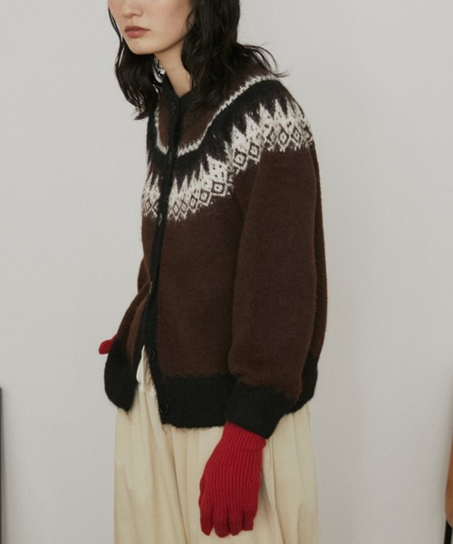MERLOT（メルロー）の「ノルディッククルーネックカーディガン（カーディガン/ボレロ・レディース・ホワイト/ブラウン・FREE）」の8枚目の写真