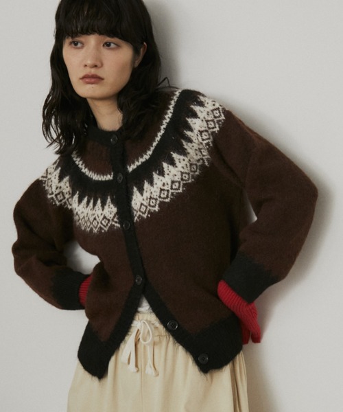 MERLOT（メルロー）の「ノルディッククルーネックカーディガン（カーディガン/ボレロ・レディース・ホワイト/ブラウン・FREE）」の5枚目の写真