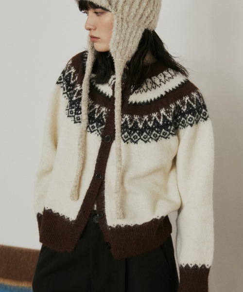 MERLOT（メルロー）の「ノルディッククルーネックカーディガン（カーディガン/ボレロ・レディース・ホワイト/ブラウン・FREE）」の14枚目の写真