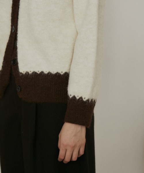 MERLOT（メルロー）の「ノルディッククルーネックカーディガン（カーディガン/ボレロ・レディース・ホワイト/ブラウン・FREE）」の20枚目の写真