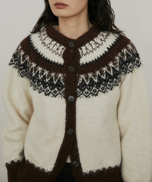 MERLOT（メルロー）の「ノルディッククルーネックカーディガン（カーディガン/ボレロ・レディース・ホワイト/ブラウン・FREE）」の21枚目の写真