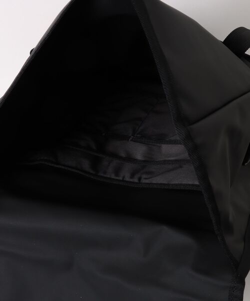 MAKAVELIC（マキャベリック）の「【RES】【MAKAVELIC×CHROME】HOLMAN PANNIER BAG（バックパック/リュック・メンズ・ブラック・FREE）」の4枚目の写真