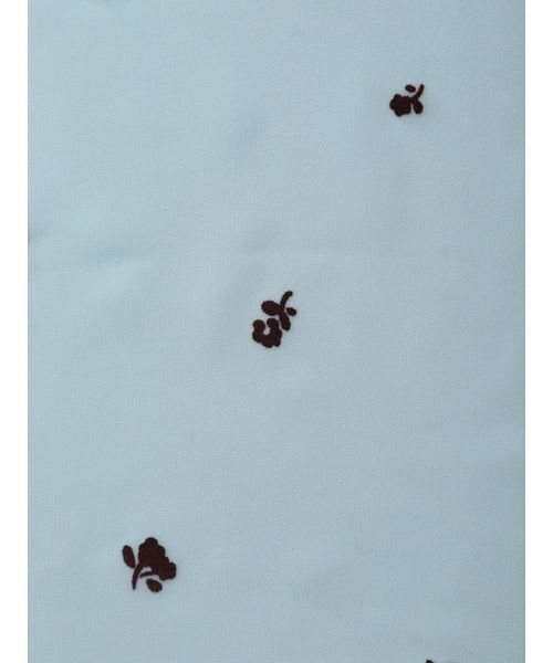 emmi（エミ）の「フロッキーフラワープリントスカーフ（バンダナ/スカーフ・レディース・オフホワイト/ブラウン/ブルー・F）」の9枚目の写真