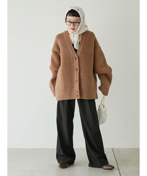 emmi（エミ）の「フロッキーフラワープリントスカーフ（バンダナ/スカーフ・レディース・オフホワイト/ブラウン/ブルー・F）」の15枚目の写真