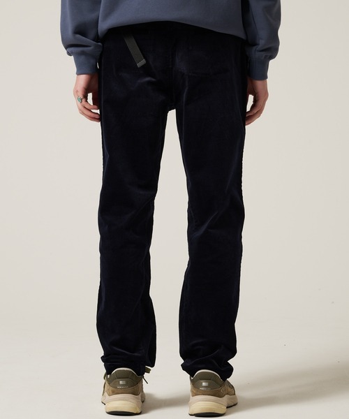 Eddie Bauer(エディーバウアー)の「ボイジャー フレックス 5ポケット コーデュロイパンツ(その他パンツ・メンズ・ネイビー/ブラウン/オリーブドラブ・M/S/XXL/XL/L)」の9枚目の写真