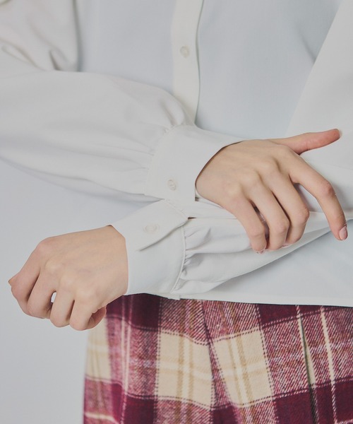 REDYAZEL（レディアゼル）の「リボンフリルショルダーブラウス（シャツ/ブラウス・レディース・オフホワイト/ベージュ/グレー・FREE）」の20枚目の写真