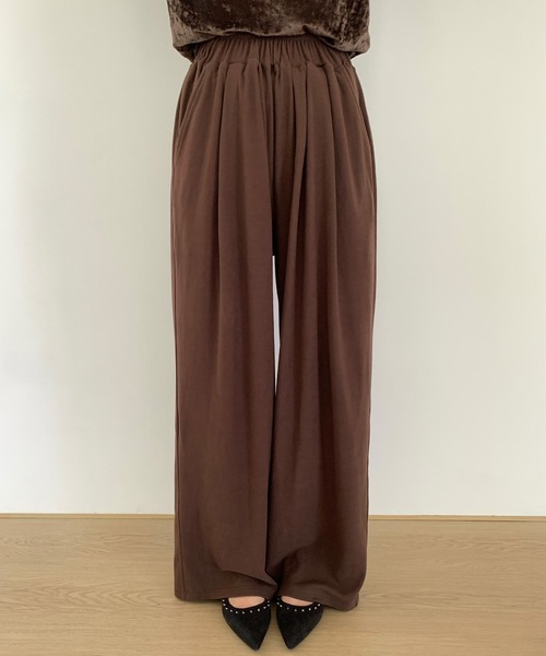 by LEGNA(バイレグナ)の「両面起毛ダブルタックワイドパンツ(その他パンツ・レディース・ブラック/ダークブラウン/ダークグレー/モカ・M-Regular/L-Regular/M-Short/L-Short)」の3枚目の写真