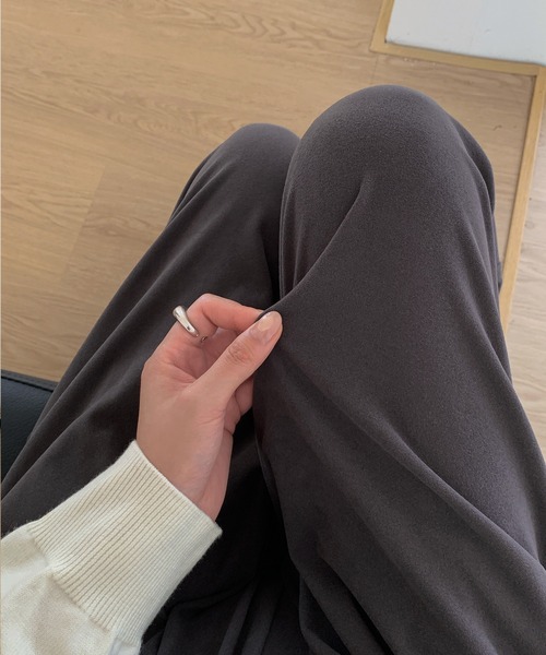 by LEGNA(バイレグナ)の「両面起毛ダブルタックワイドパンツ(その他パンツ・レディース・ブラック/ダークブラウン/ダークグレー/モカ・M-Regular/L-Regular/M-Short/L-Short)」の11枚目の写真