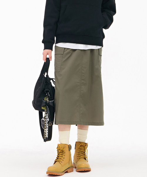 CHASECULT(チェイスカルト)の「女性ストレッチカーゴスカート - カーキ(スカート・レディース・カーキ・67/70)」の4枚目の写真