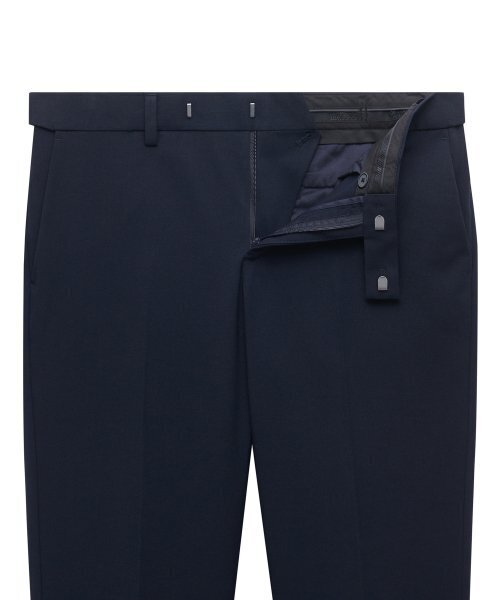 MUSINSA STANDARD（ムシンサスタンダード）の「軽量スキニー隠しバンディングクロップドスラックス[ネイビー]（スラックス・メンズ・その他・30/26/27/28/29）」の3枚目の写真