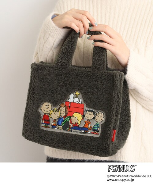 PEANUTS(ピーナッツ)の「【PEANUTS】ボアスクエア2WAYトート(トートバッグ・レディース・ブラック/アイボリー/グレー/チャコールグレー・00)」の1枚目の写真