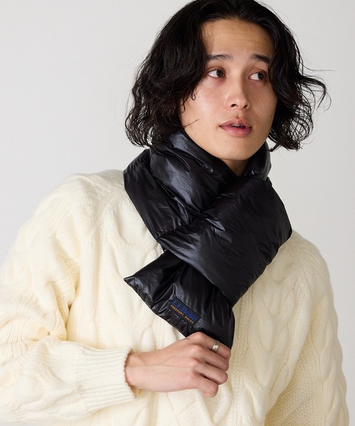 L.L.Bean（エルエルビーン）の「L.L.Bean/エル・エル・ビーン Insulation UL Muff リップストップナイロン マフラー（マフラー・メンズ・ブラック/グレー・FREE）」の3枚目の写真