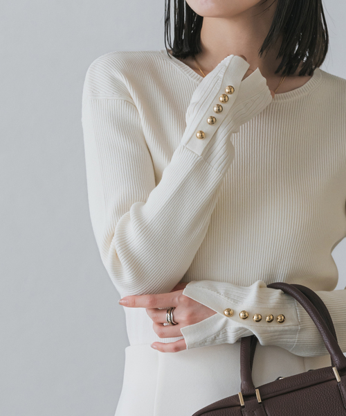 WEB限定追加》ボタンディテールタイトリブニット（ニット/セーター