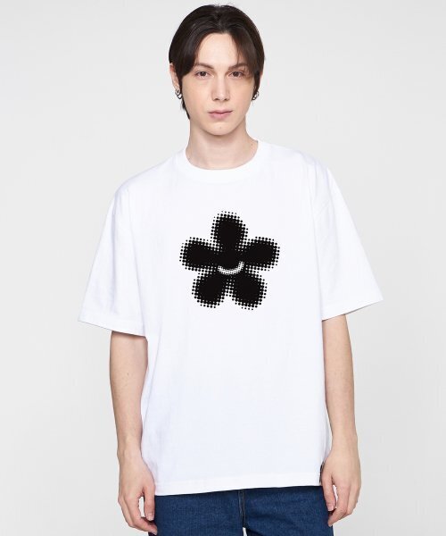 GRAVER（グレーバー）の「[ユニセックス]シルエットフラワースマイル半袖Tシャツ_ホワイト（Tシャツ/カットソー・レディース・ホワイト・X-LARGE/SMALL/MEDIUM/LARGE）」の3枚目の写真