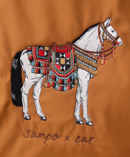 ear PAPILLONNER(イアパピヨネ)の「sampo×earホースサブトートバッグ《撥水/B4サイズ対応》(トートバッグ・レディース・ブラック/キャメル・FREE)」の10枚目の写真
