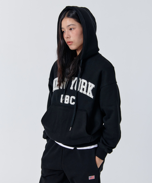 PAPERBOY(ペーパーボーイ)の「ブクルニューヨーク フードパーカー-ブラック(パーカー・レディース・その他・SMALL/MEDIUM/LARGE/X-LARGE)」の3枚目の写真