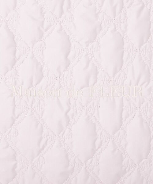 Maison de FLEUR(メゾンドフルール)の「【WEB限定カラーあり】ギャザーハンドルリボンキルティングトート(トートバッグ・レディース・ピンク/ブラック/アイボリー・FREE)」の13枚目の写真