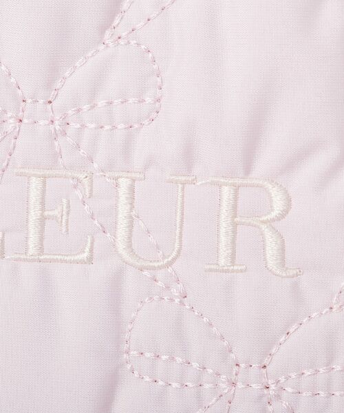 Maison de FLEUR(メゾンドフルール)の「【WEB限定カラーあり】ギャザーハンドルリボンキルティングトート(トートバッグ・レディース・ピンク/ブラック/アイボリー・FREE)」の12枚目の写真
